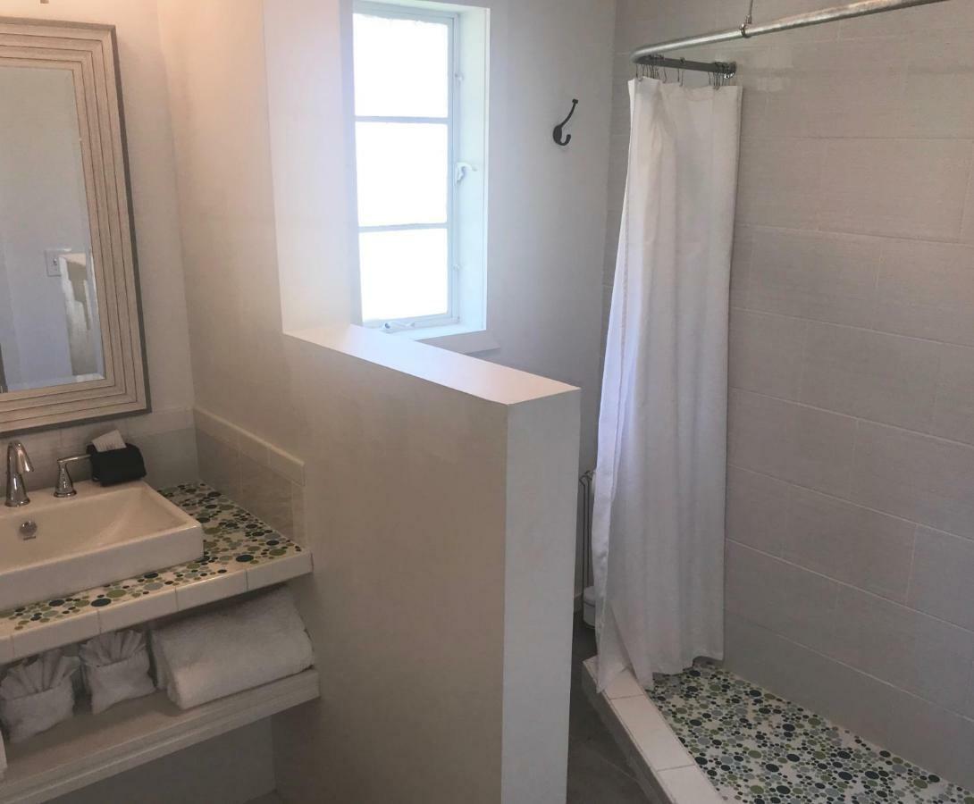 Dame Fortune's Cottage Court Hot Springs Extérieur photo